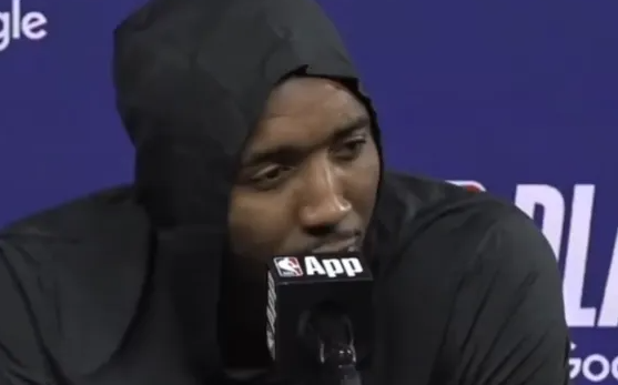 NBA季后赛，骑士以（3）125-120（2）战胜猛龙。赛后，米切尔谈自己本场