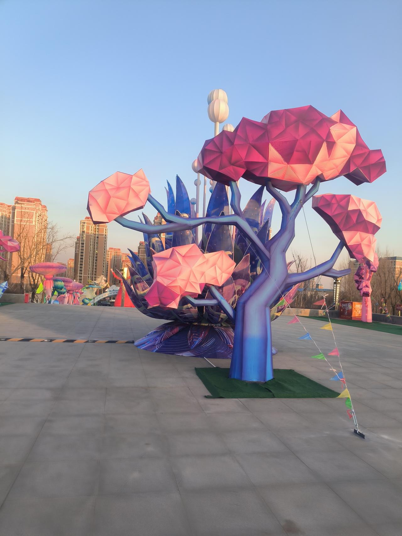 资源型城市的悲哀。今年内蒙古GDP出炉，乌海垫底，虽然鄂尔多达到6122.2亿元