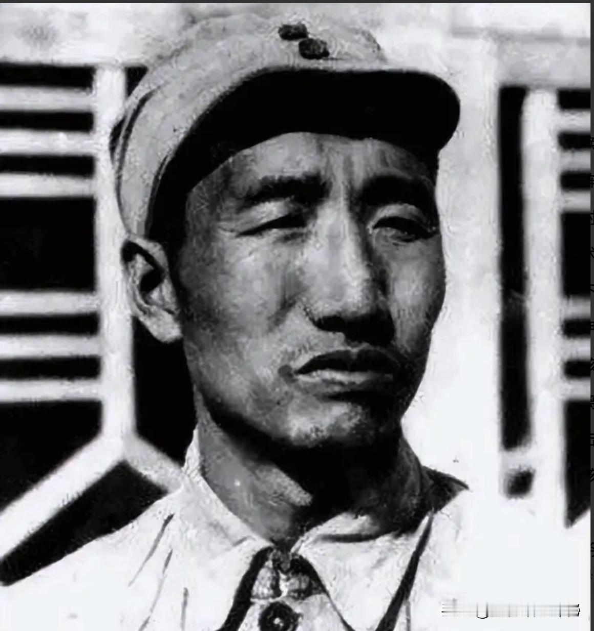 抗战时，陈赓部正伏敌，敌骑兵却突然出现。徐疑惑道：难道计划暴露了？陈赓连打两个电