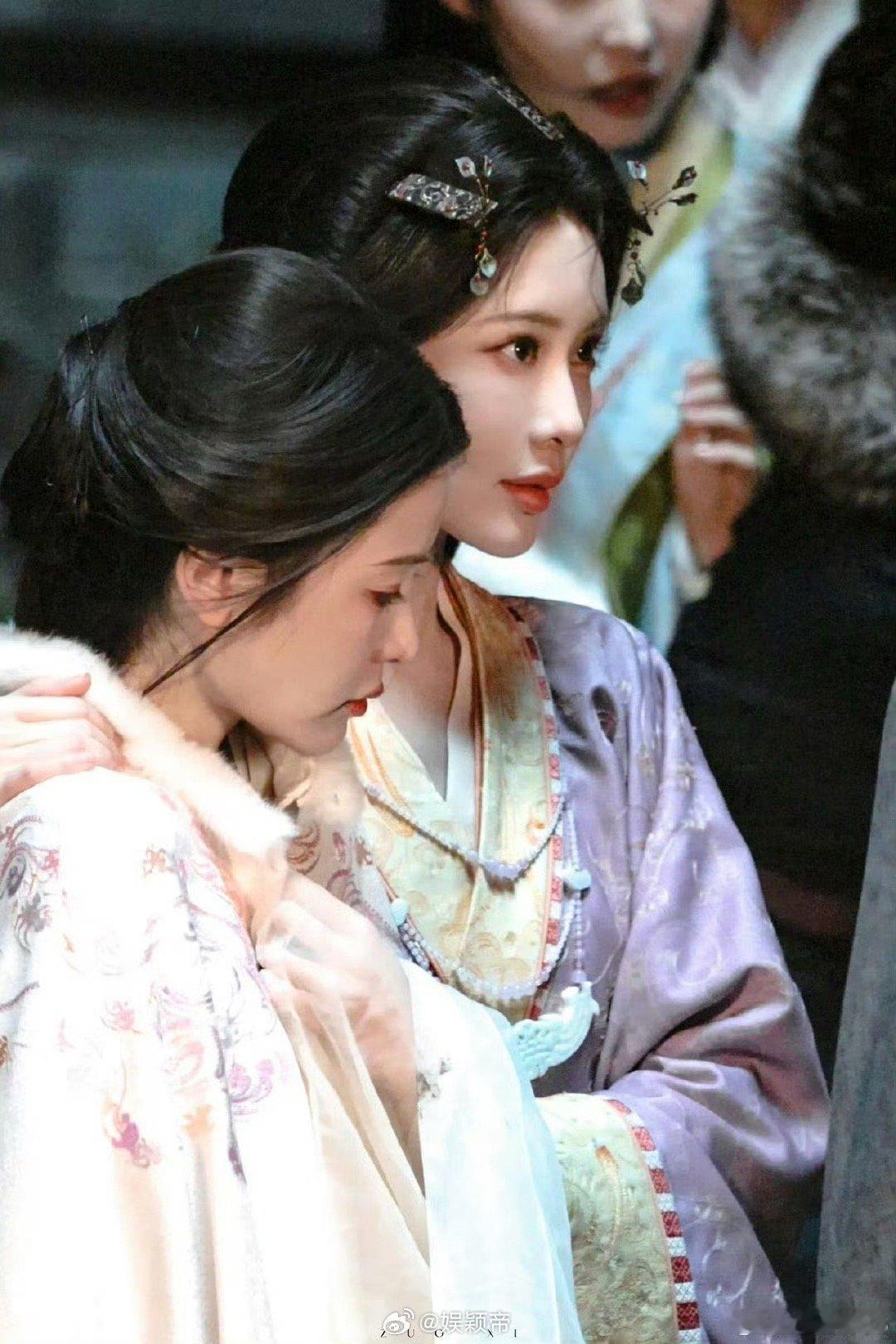 孟子义沈妙眼神戏沈妙看人的眼神是有层次的。表面是温和的打量，深处是审视和算计。