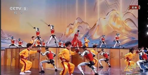 老美今晚怕是要彻底失眠了。看春晚的时候，原本以为又是那种笨拙的机器人在台上晃