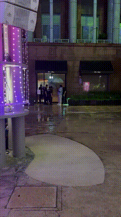 WTT给莎莎和队友都待遇差太多了吧[笑着哭][笑着哭][笑着哭]晚上莎莎和队友一起去