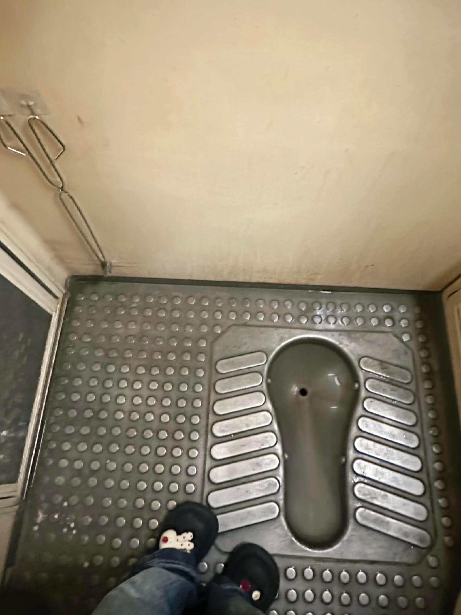 绿皮火车能不能上大号啊😭😭