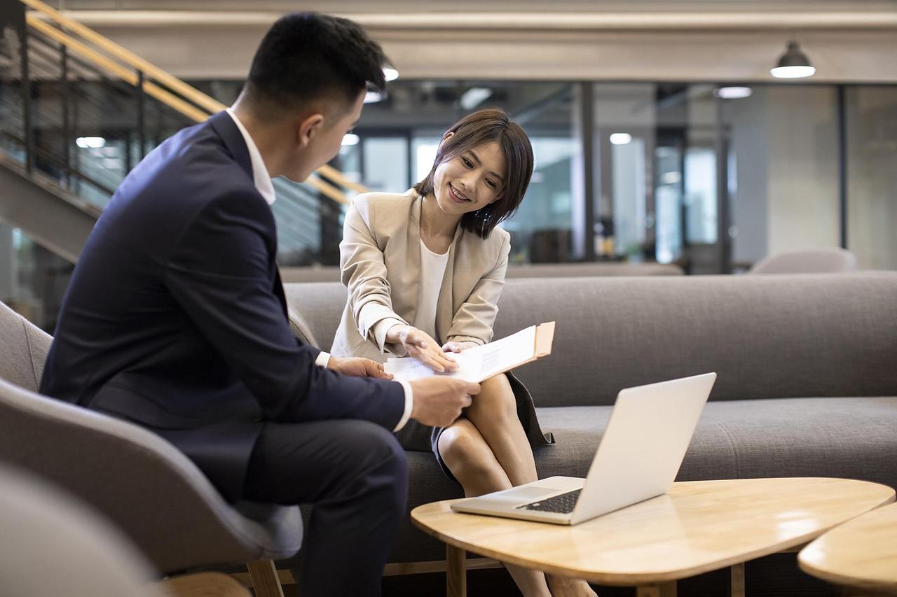 为什么对领导会有恐惧？不知道你有没有这种感觉：平时侃侃而谈、大大方方