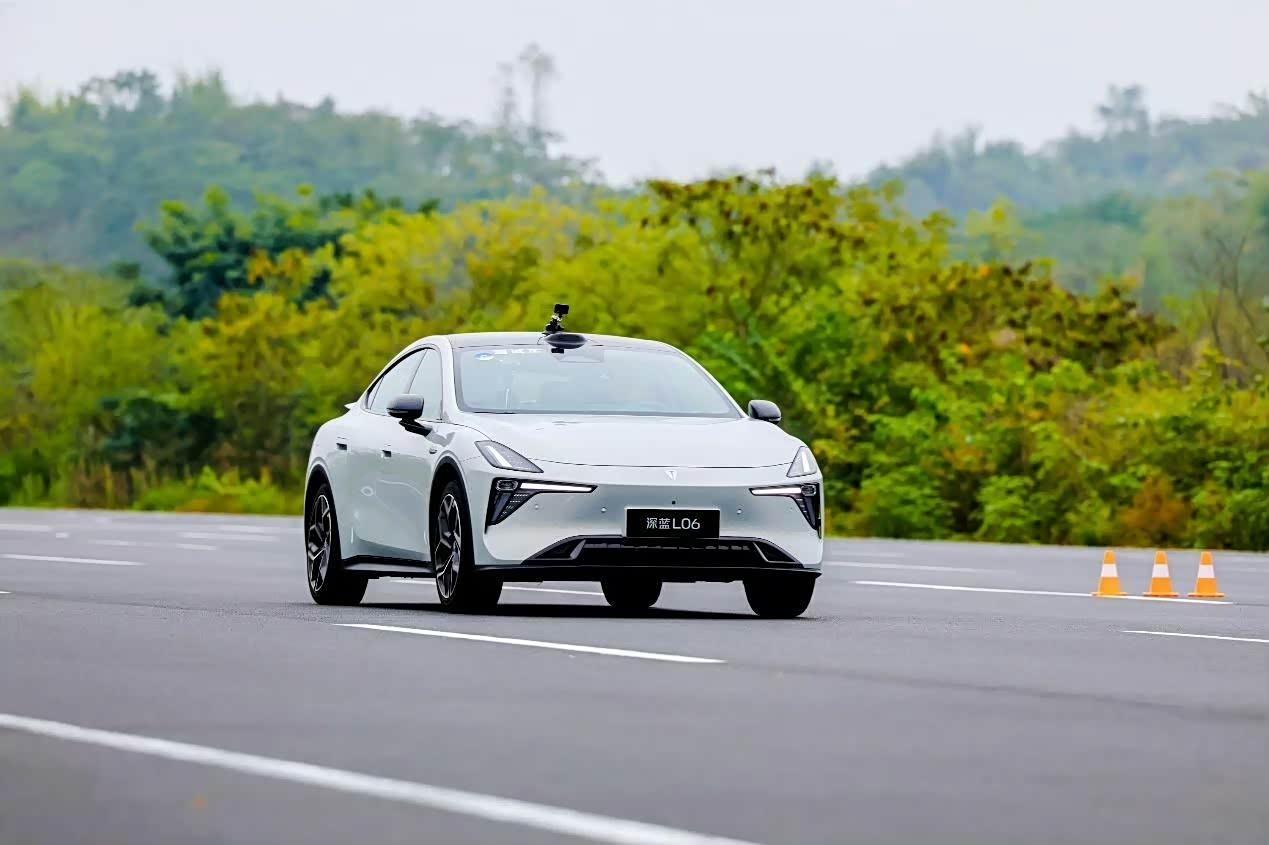 全系标配宁德时代电池，深蓝L06值得称道最近，我相当关注长安深蓝新作深蓝L06