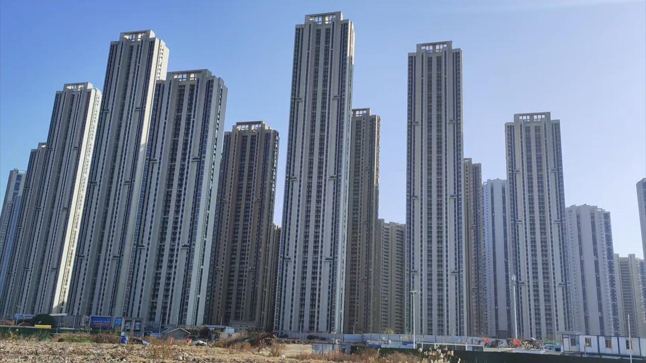 武汉真的一点地震都没有吗？修这么多超高层！关键是，武汉应该也不算多缺地吧，论人口