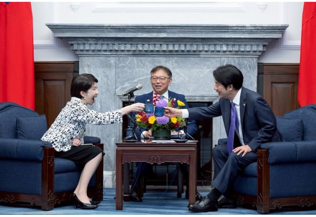 10月4号，在高市早苗成功当选自民党总裁之后，最为高兴且最快发来贺电的，恐怕就是