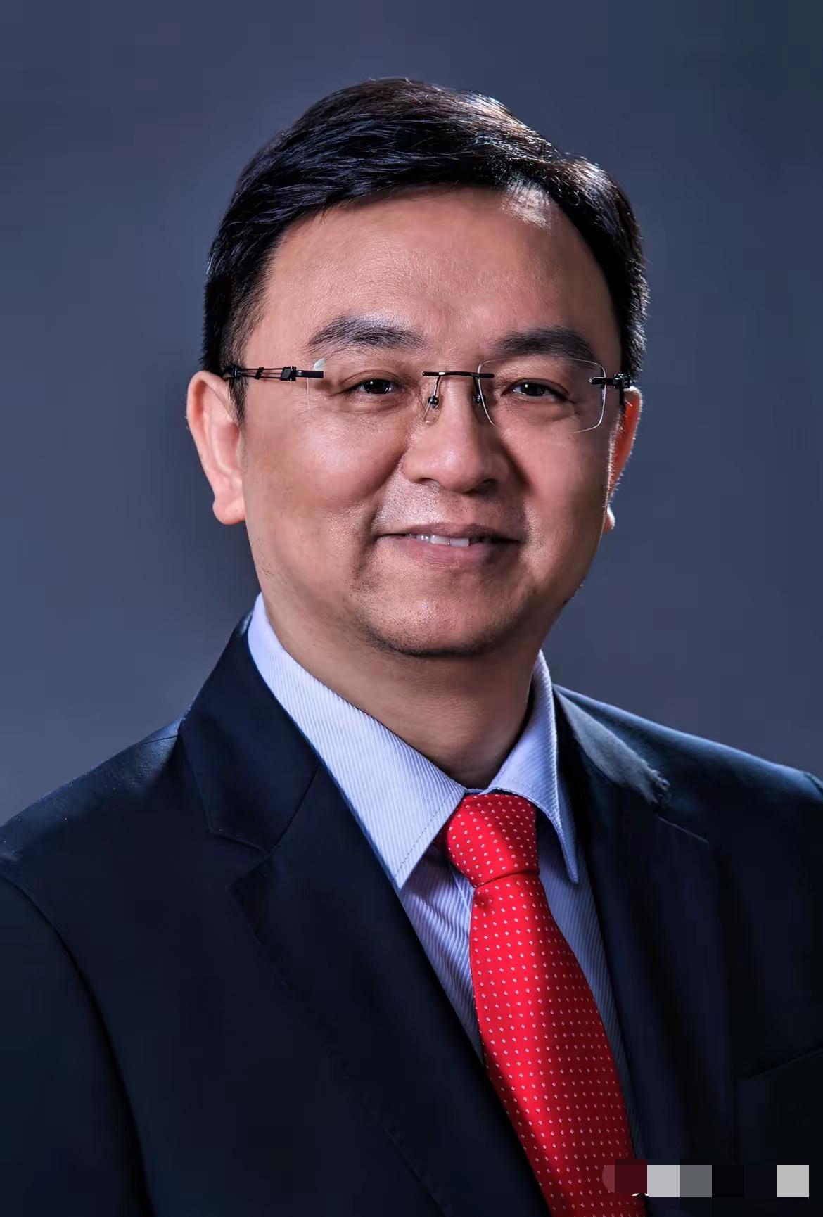 王传福：余承东一行人到比亚迪来过好几次，沟通的非常真诚，非常实在。王传福：我给