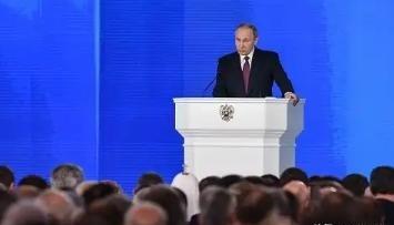 俄罗斯打仗大概花了6000亿美元，得到了1.74亿亩土地，平均每亩大概2.4万人