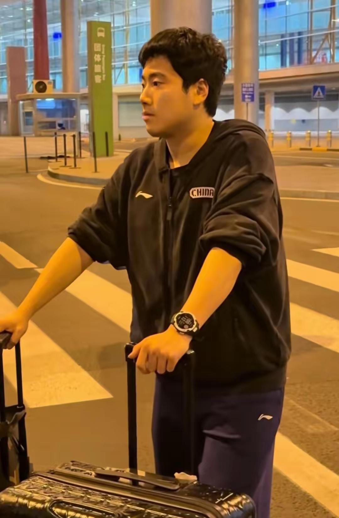 我滴个天呐！这还是我们印象中那个习以为常的大胖吗？国乒全员结束四十天成都封闭集