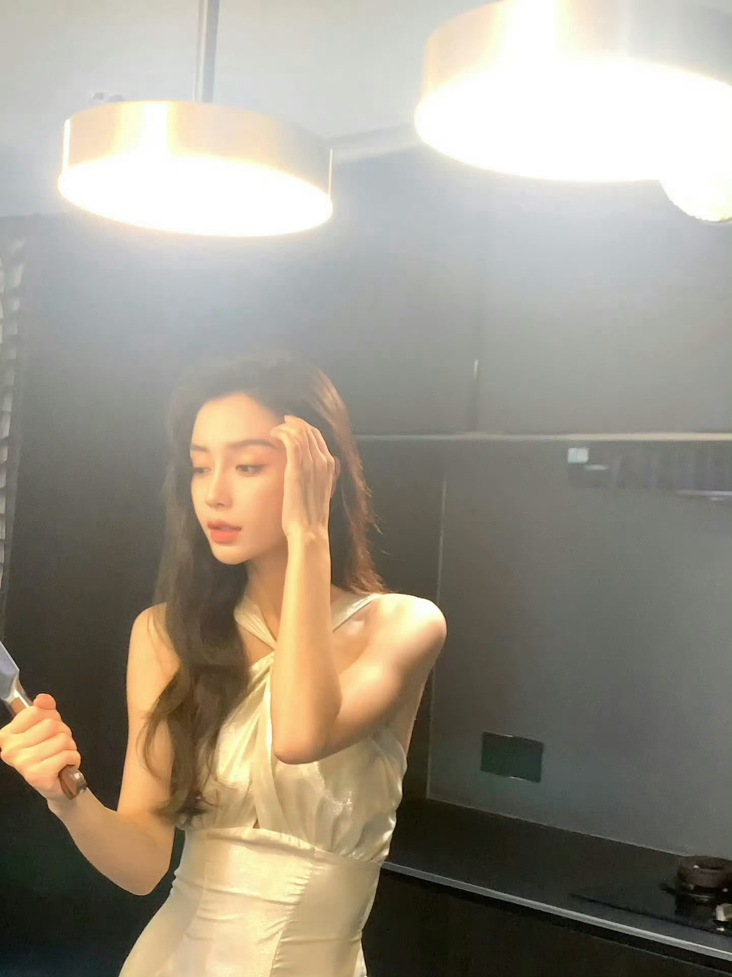 杨颖这妩媚的表情摄影师应该流口水了吧​​​