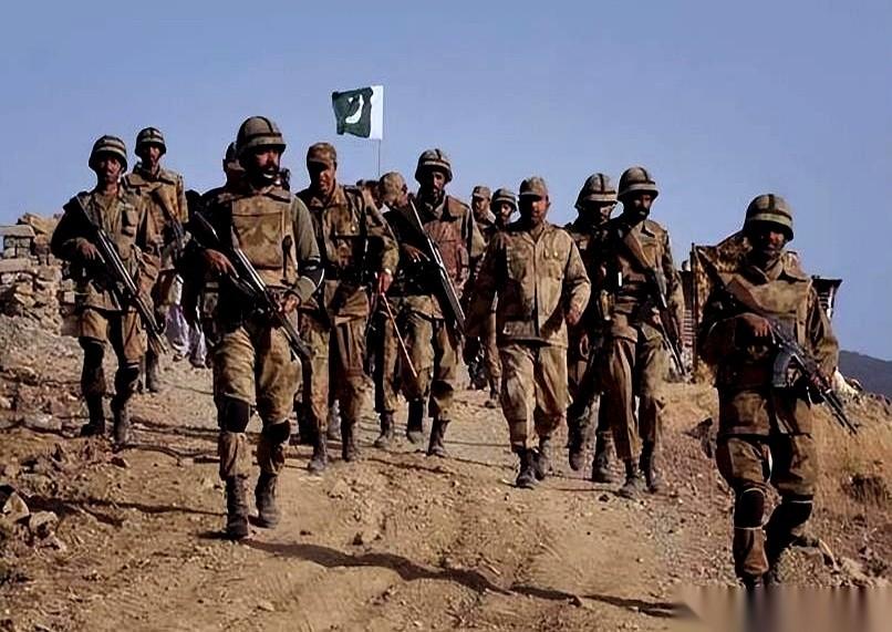 这不是一次警告，这是一次定点清除。短短两天，巴基斯坦俾路支省，14座城市里的4