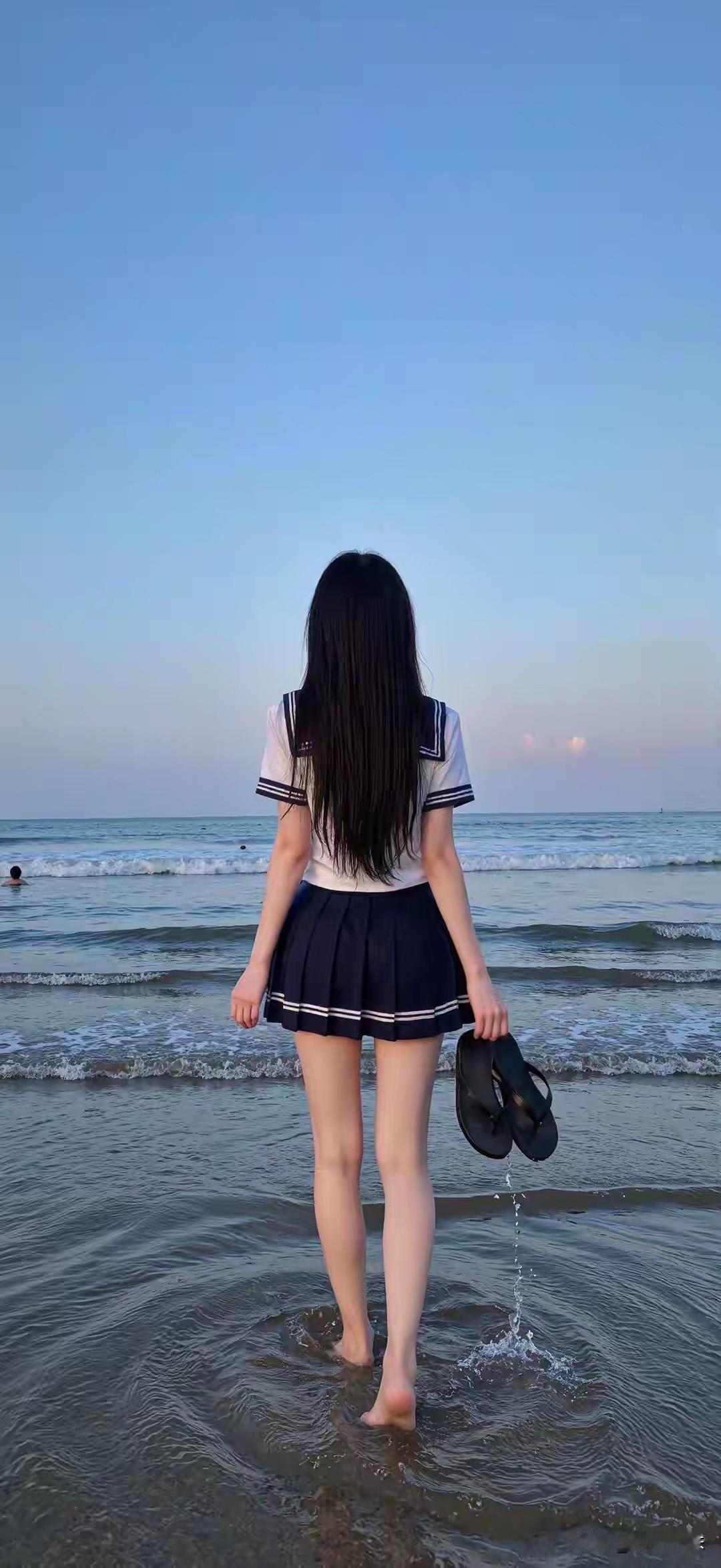 失去不爱自己的人并不可惜，失去原本的自己才可惜。
