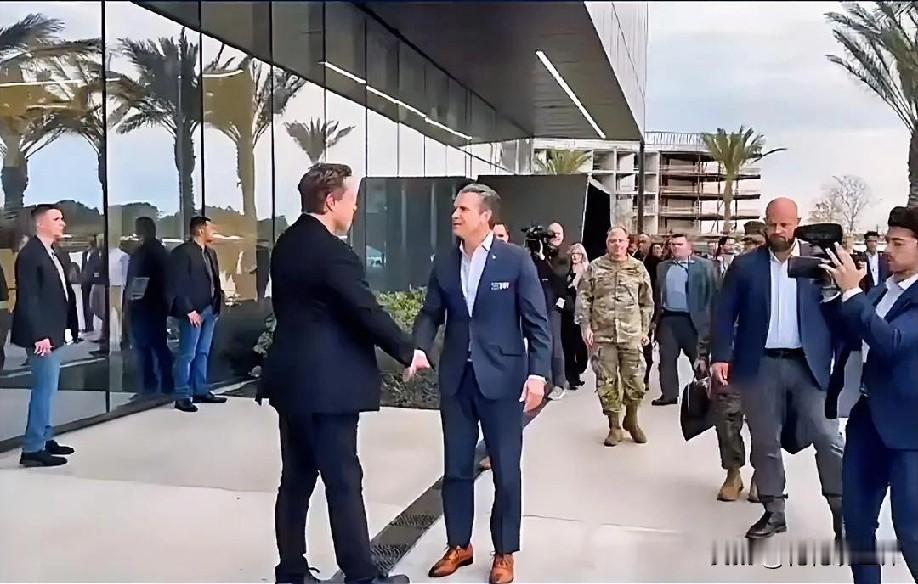 1月13日下午的最新消息，速报，全都不容错过，第十条：马斯克旗下AI接入五角大楼