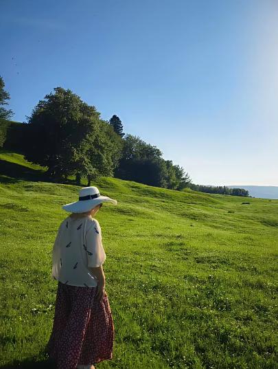 被00后喊阿姨，70、80后才直面自己已不再年轻大多数的中年人，都意识不到