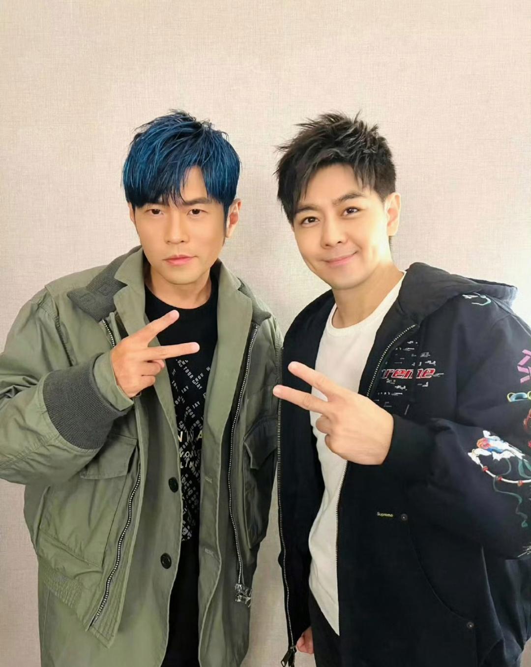 51岁的林志颖和46岁的周杰伦。