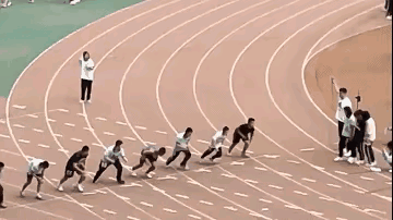 俗话说，事儿没成甭嘚瑟，果不其然，认栽了吧？[呲牙笑][捂脸哭]