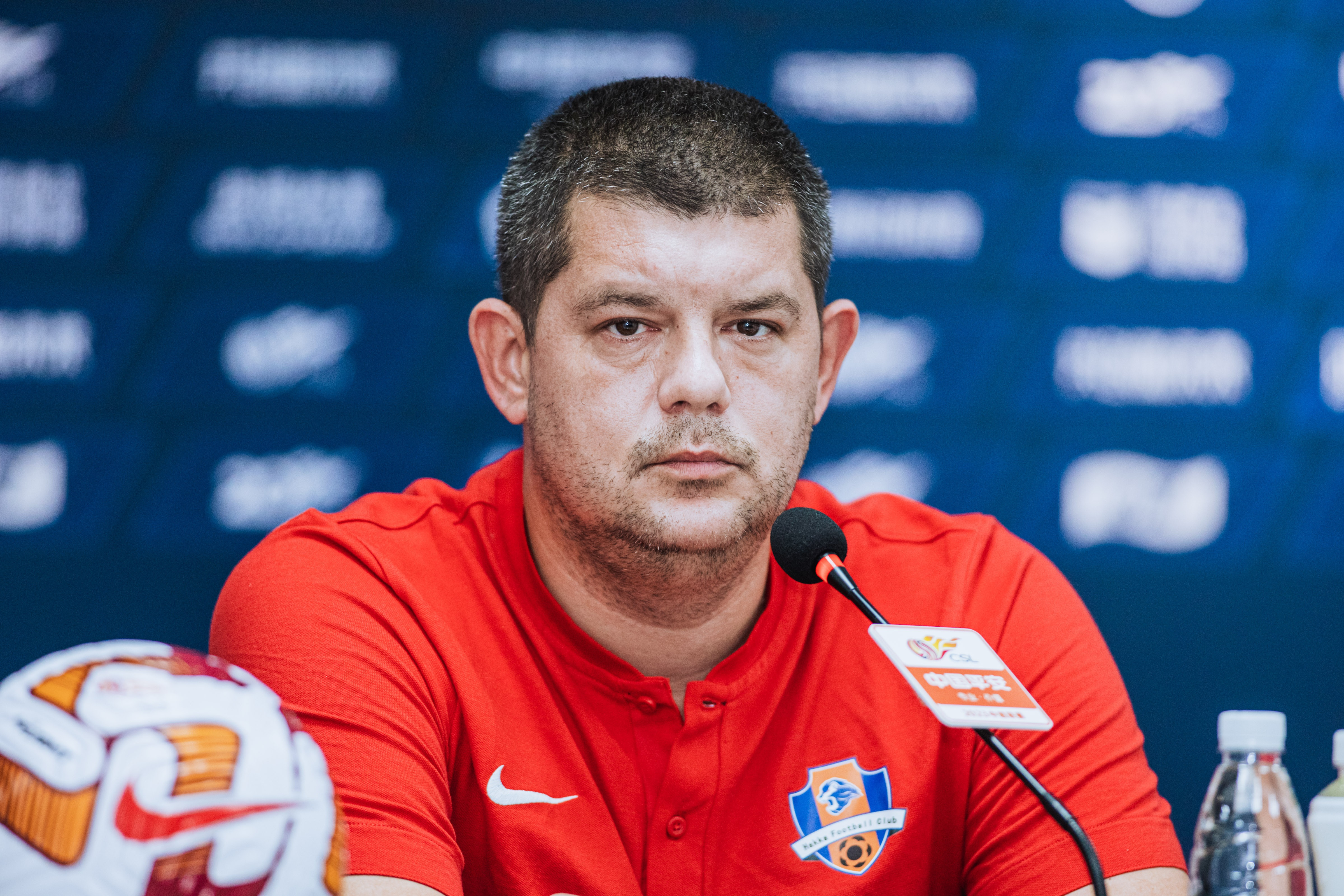 记者: 前梅州客家主帅米兰·里斯蒂奇接替李霄鹏, 下赛季执教海牛