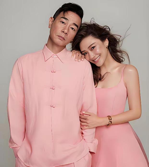 应采儿这话太实在了！老公58岁还跑商演，不是闲得慌，是家里俩儿子学费等着交