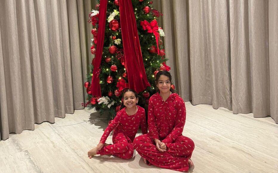 不惧争议，萨拉赫继续发布圣诞树照片每年圣诞节，萨拉赫都会发布一张节日照片，这