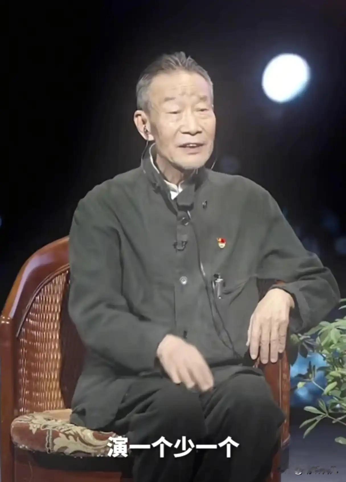 72岁的李雪健老师，近期近况曝光！2000年他确诊鼻咽癌，如今听力因放疗后遗