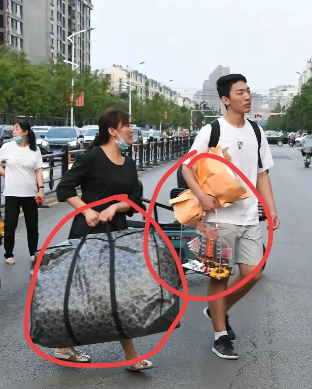 看了广西扁担女孩，我劝各位，以后千万不要找这样的男生做老公，不是因为他不够帅
