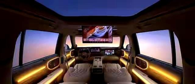 专家说，中国真正的车企只有8家：就拿上汽汽车来说，11月初又出王炸，智己LS9全