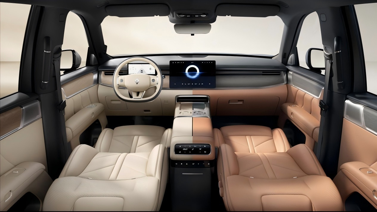 人民的五菱+华为乾崑，华境S这个搭配肯定杠杠成功啊！长宽高5235/1999/1