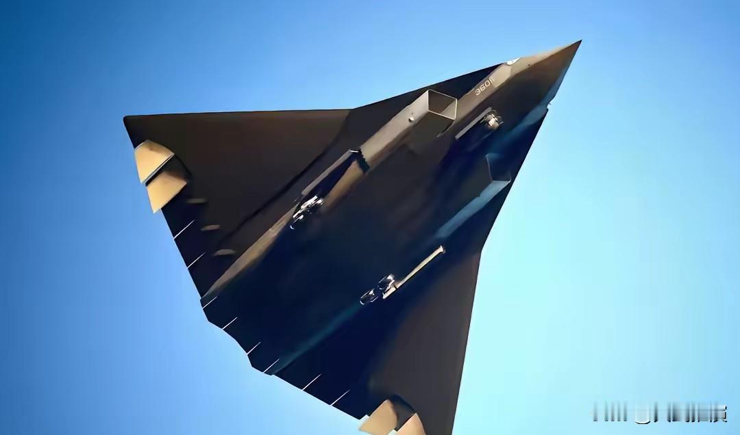 我个人认为从2027年开始，歼20A和歼20S大概率是会在目前全速生产的速度下会