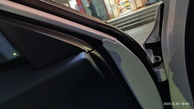 本田雅阁噪声不大呀，NVH感觉也不差昨天坐同事的新雅阁，全程高速120多，坐后