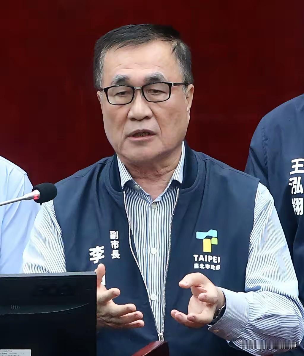 郑丽文果断决策：新北没初选，征召李四川！直击侯友宜！郑丽文这步棋走得真硬，新