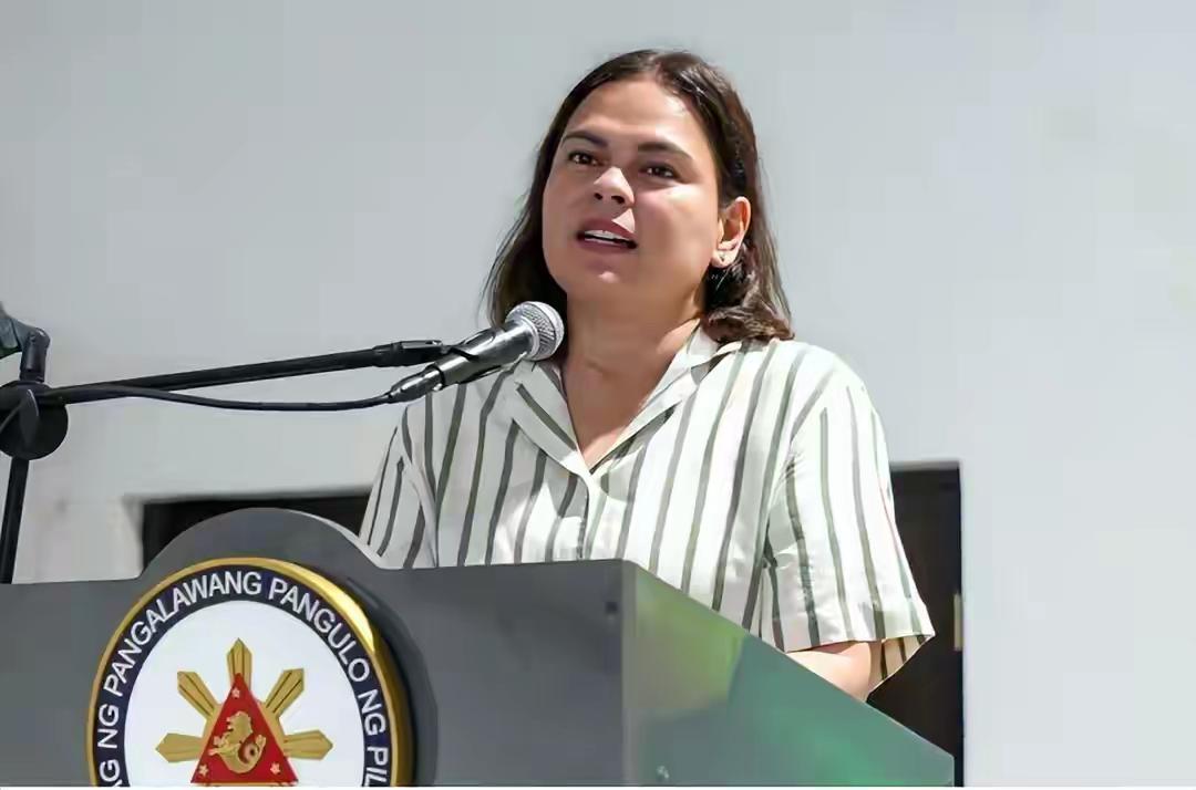 菲律宾彻底变天！马科斯支持率暴跌至负数，莎拉登顶，南海终于迎来关键转机！菲