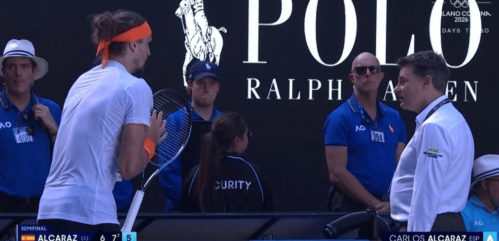 兹维列夫怒斥阿卡医疗暂停: 你们一直在保护这两个家伙!