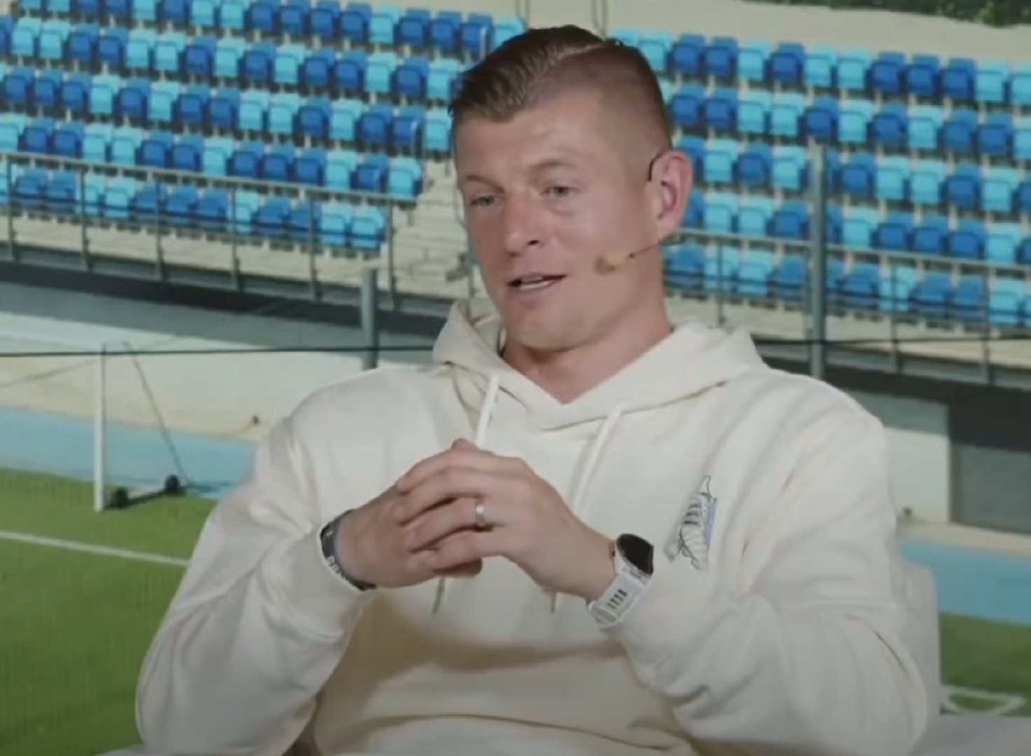 🗣️托尼·克罗斯：“每次我们拿下欧冠，第二天老佛爷就开始督促冲击下一座奖杯。你