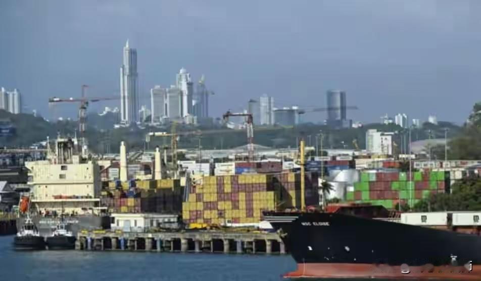 巴拿马最高法院最近裁定，长江和记实业在巴拿马运营港口的合同无效，这事不仅影响中美