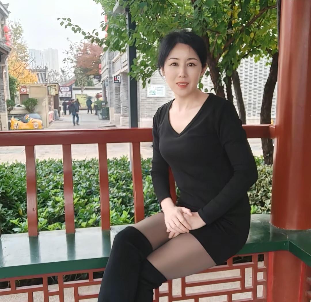 人像摄影,如何表现御姐风范?