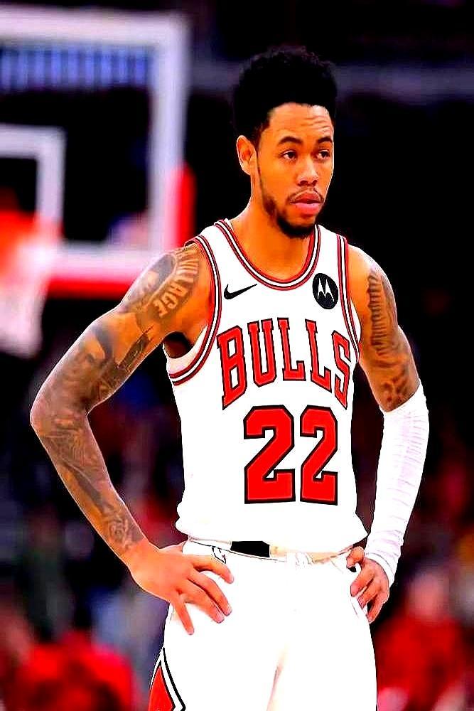 刚给球队卖完命，扭头就被当筹码甩卖了！波士顿这手操作，真是绝了。安芬尼西蒙