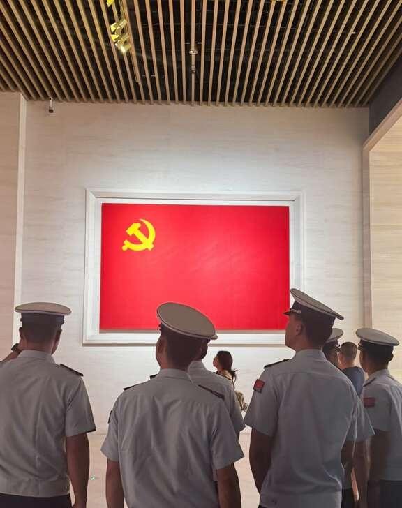 心之所向一代人有一代人的长征消防员日常