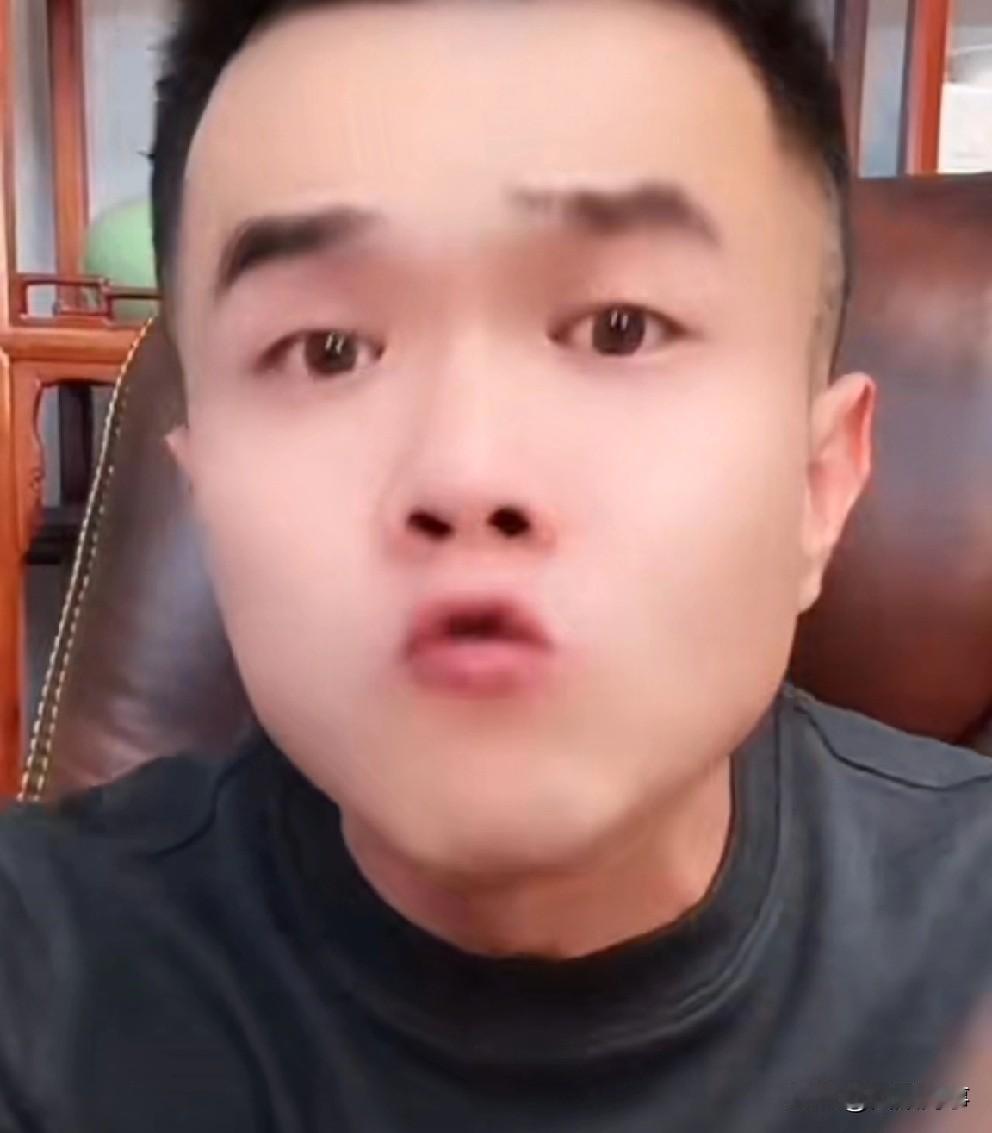 小胖说刘二狗不娱乐直播已经被徒弟架空了！刘二狗不直播他的