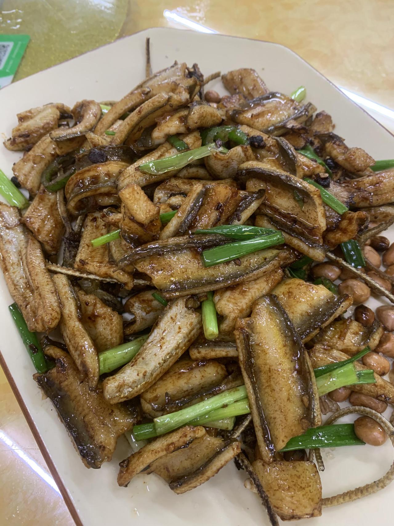 广东的农庄，不一定好看，但是一定好吃！