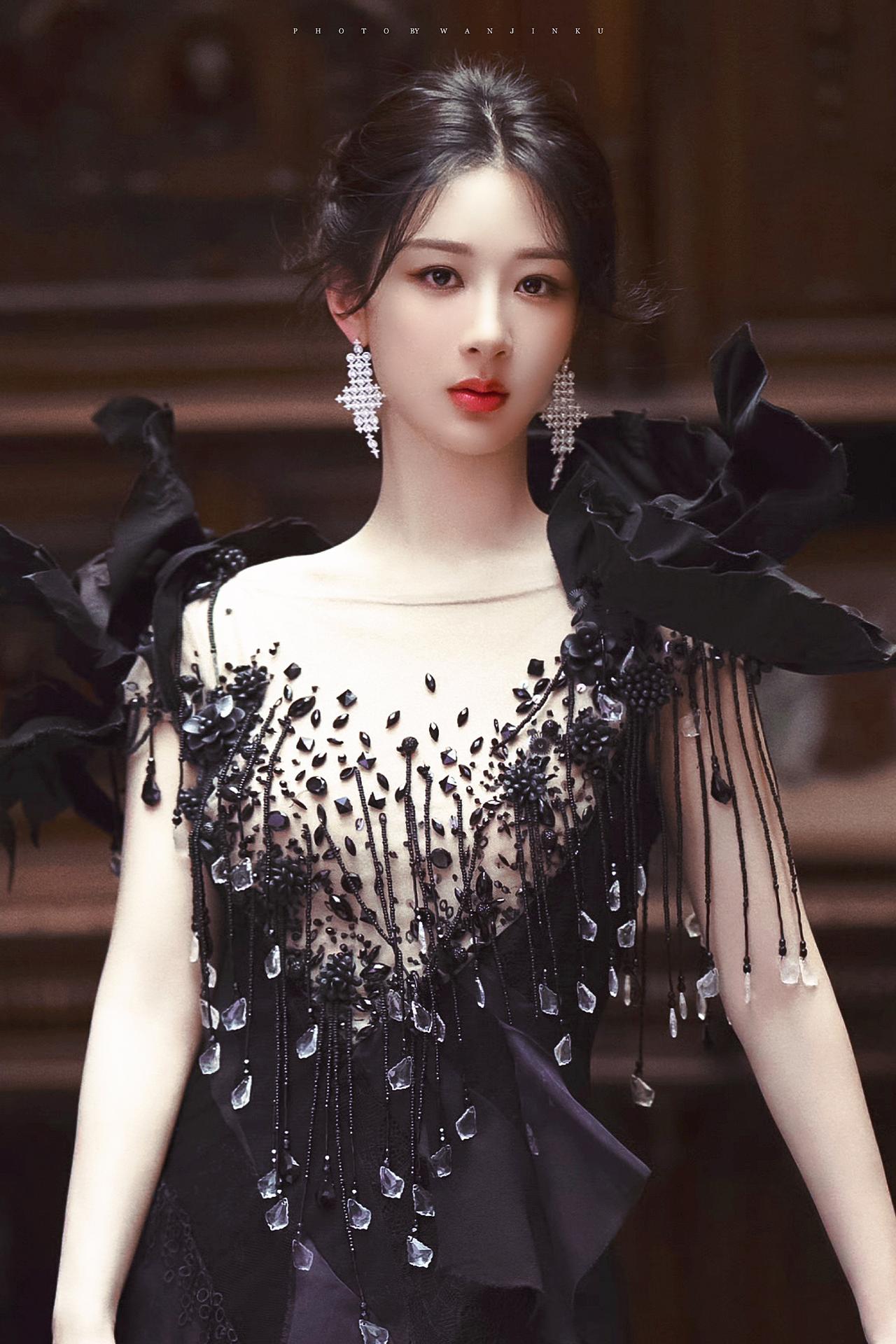 谁说分手后人生就完了？33岁杨紫用七年时间打了个漂亮翻身仗！说出来可能不信，