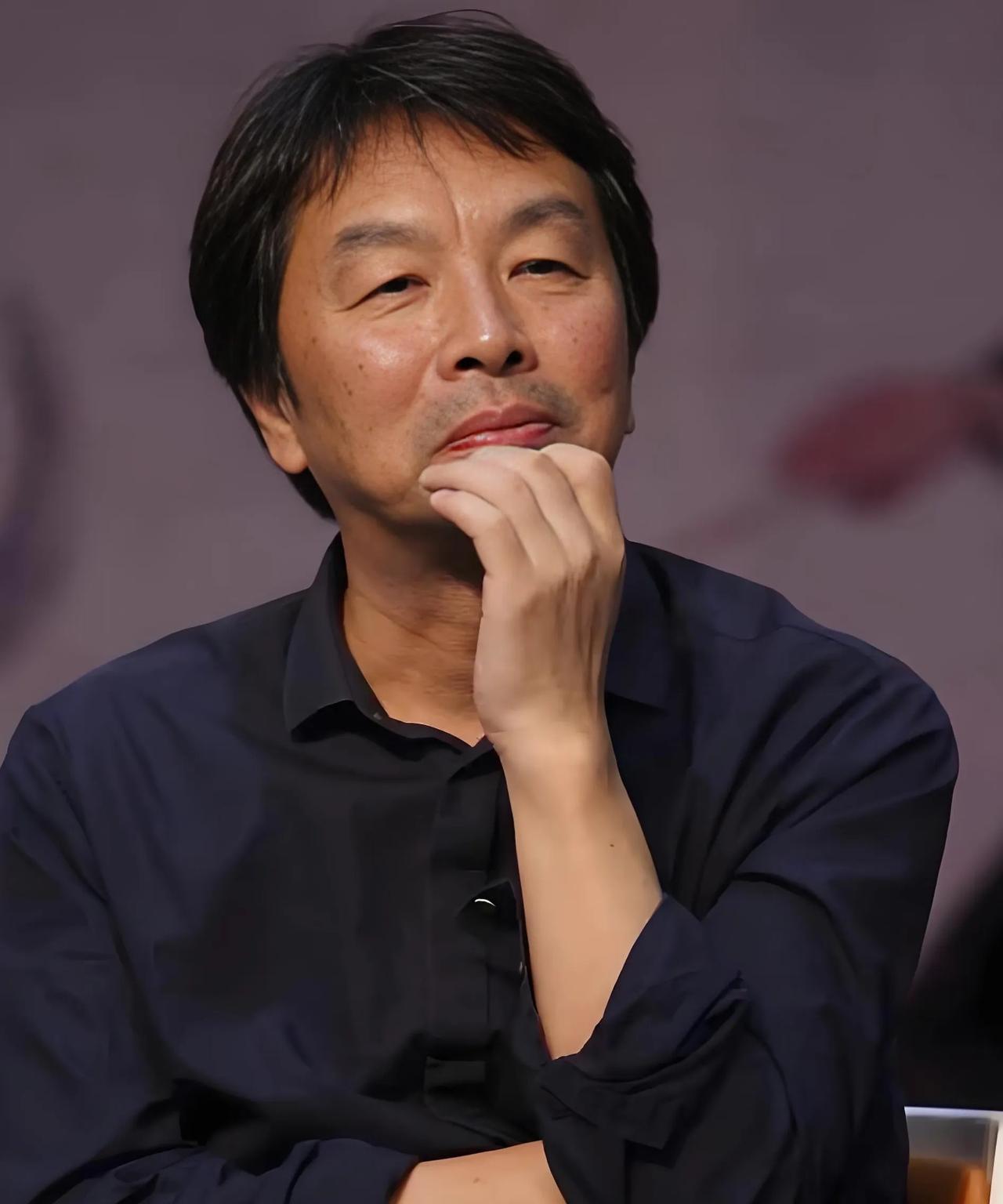 后悔没有早点听到这段话：“你在别人口中的好与坏。其实只和他们的利益有关。你符合