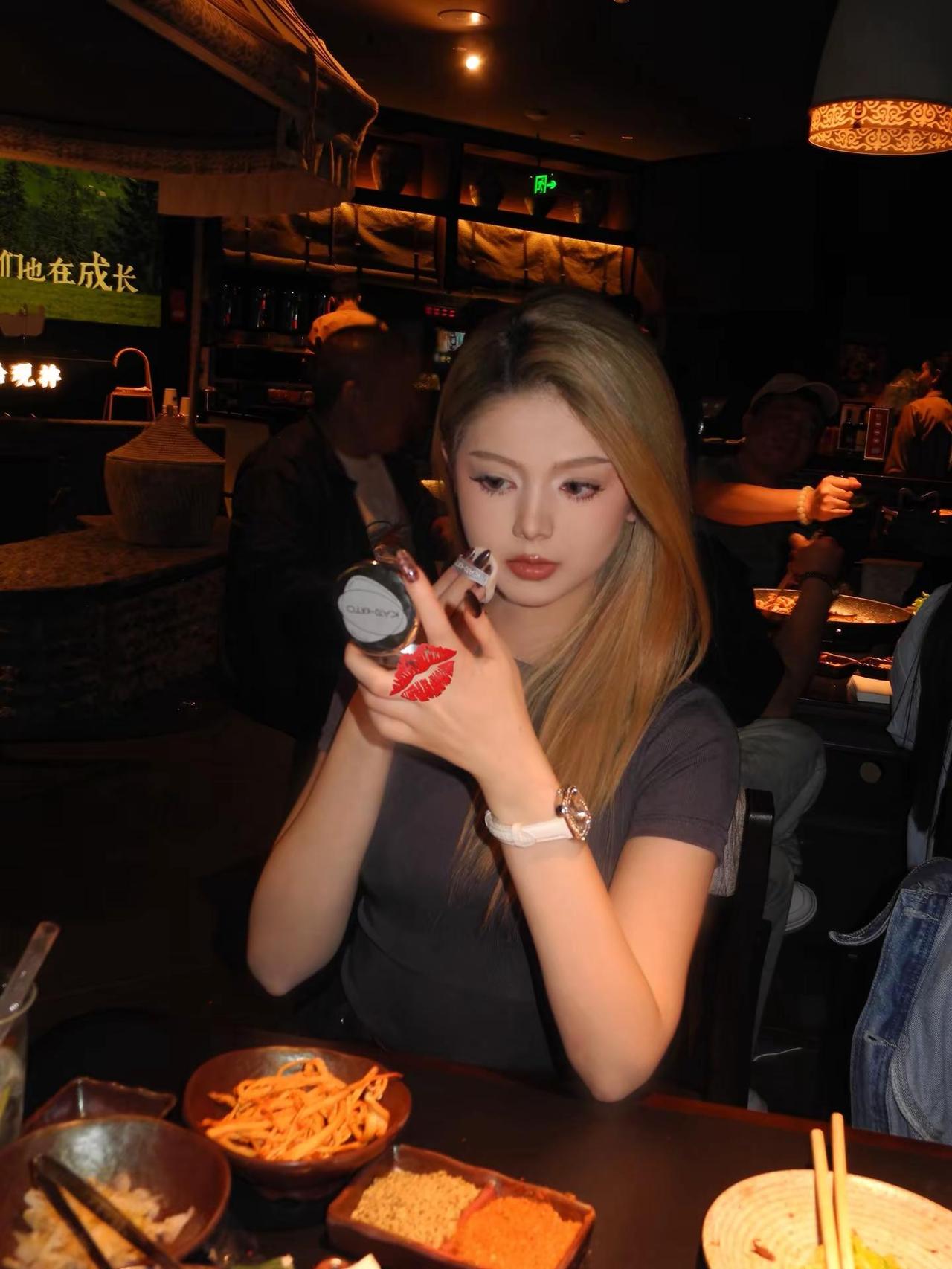 议论我的时候记得打开原相机不止一面