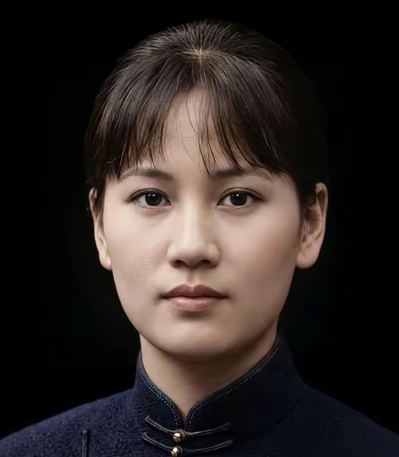 聊起民国鼎鼎大名的宋氏三姐妹，不少人总纠结谁更好看，可很少有人读懂宋庆龄的美从来