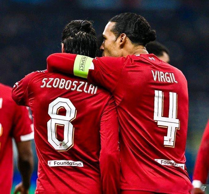 定位球变成利物浦的强项，从垫底到第3了范迪克后卫进球数并列联赛第一（4球）索博斯