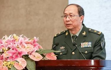 “你们中国人不守信用，在19世纪年间白纸黑字签了永久割让土地条约，如今却要反悔！