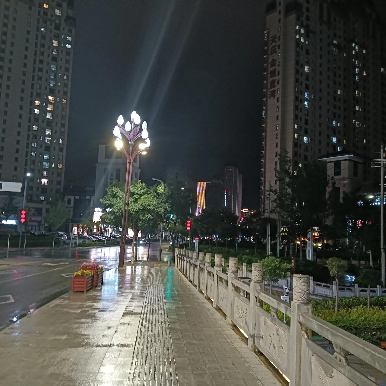 真的，有人考公备考两个月，一次就上岸，有人几年都考不上，是自己不努力还是命里不入