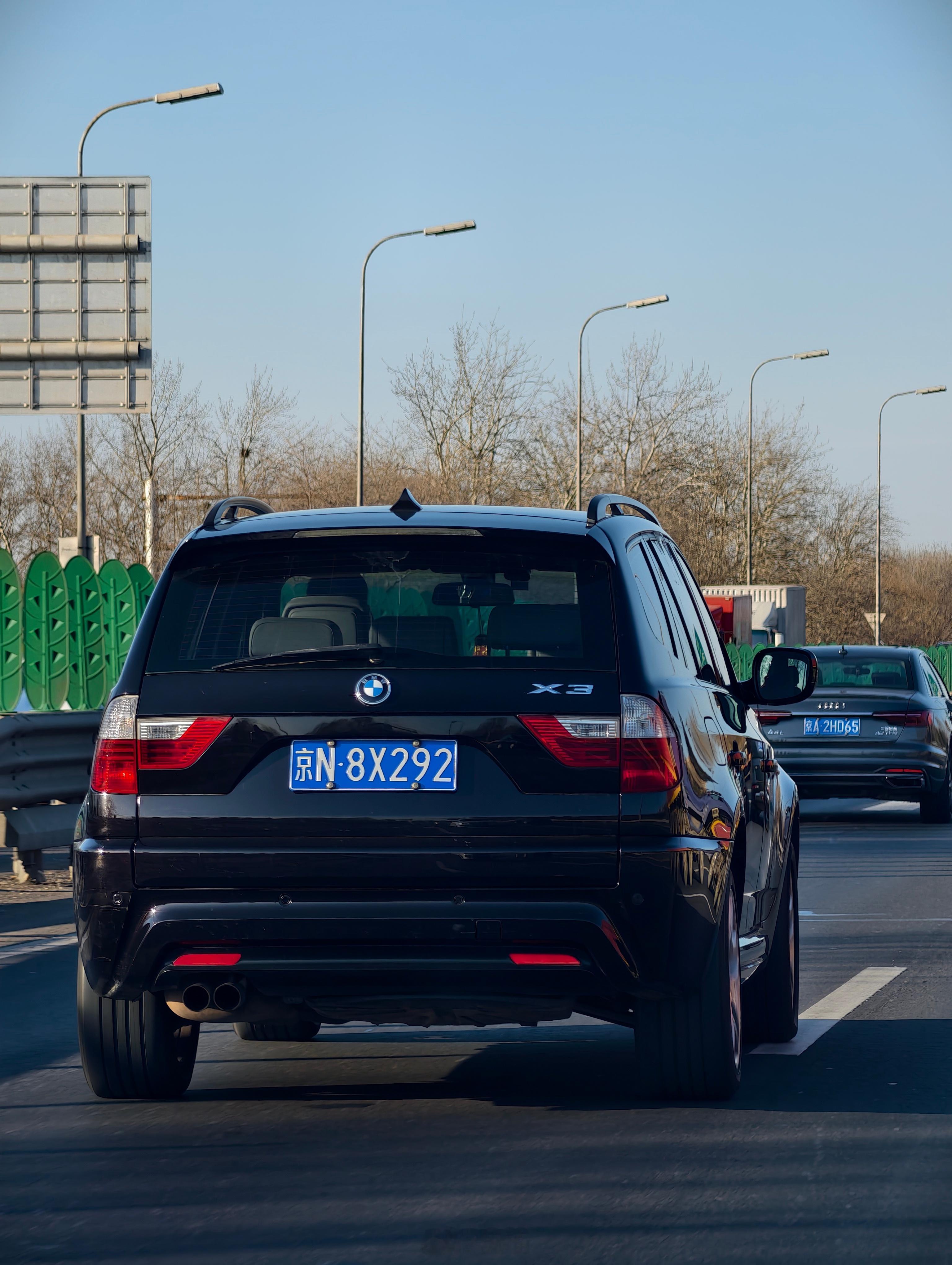E83到G01，不到200米的距离看到了20年的时间跨度～你的下一台车北京