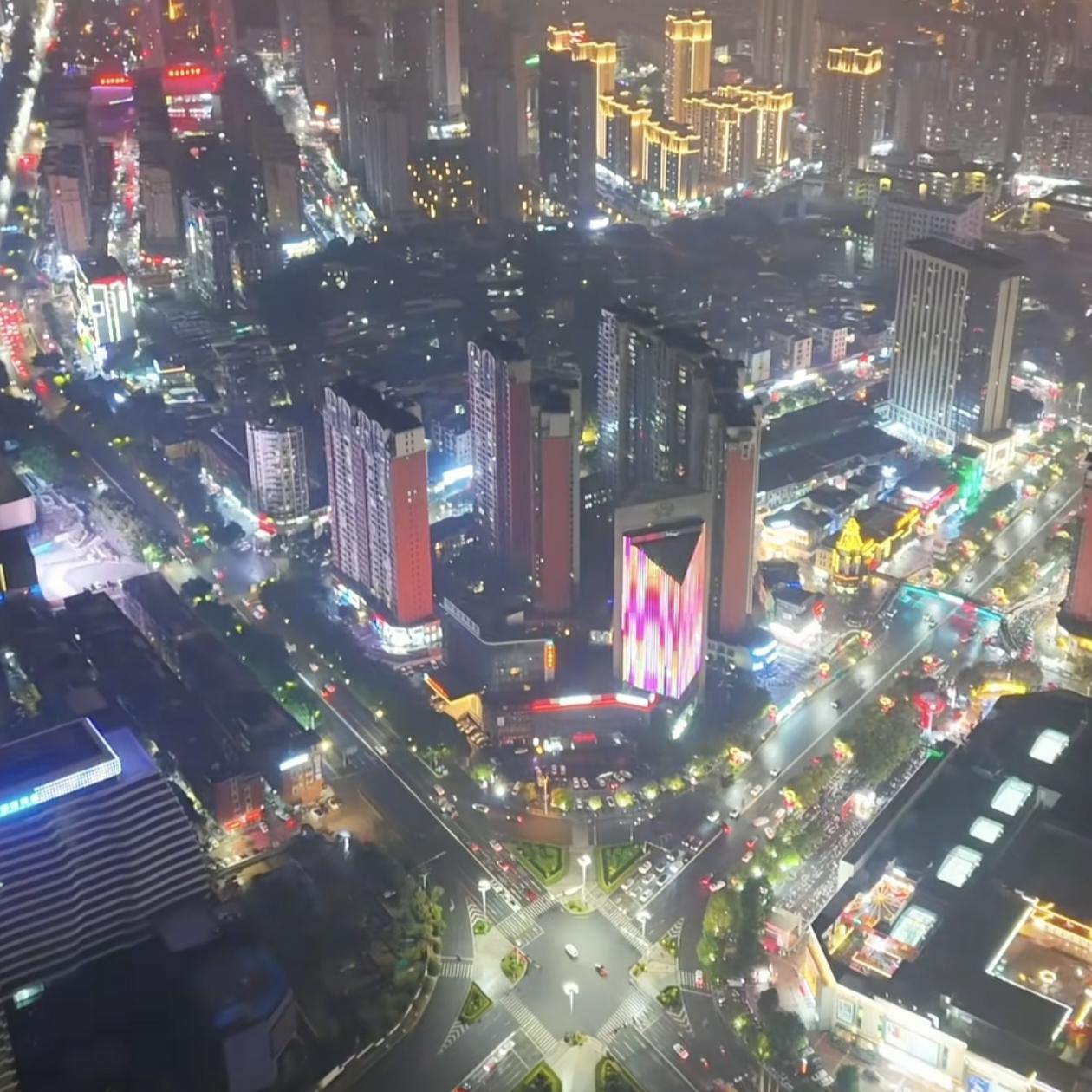 全国最牛县城之一，泉州安溪县的烟火与传奇。你敢信吗？在福建泉州的安溪县，买菜都