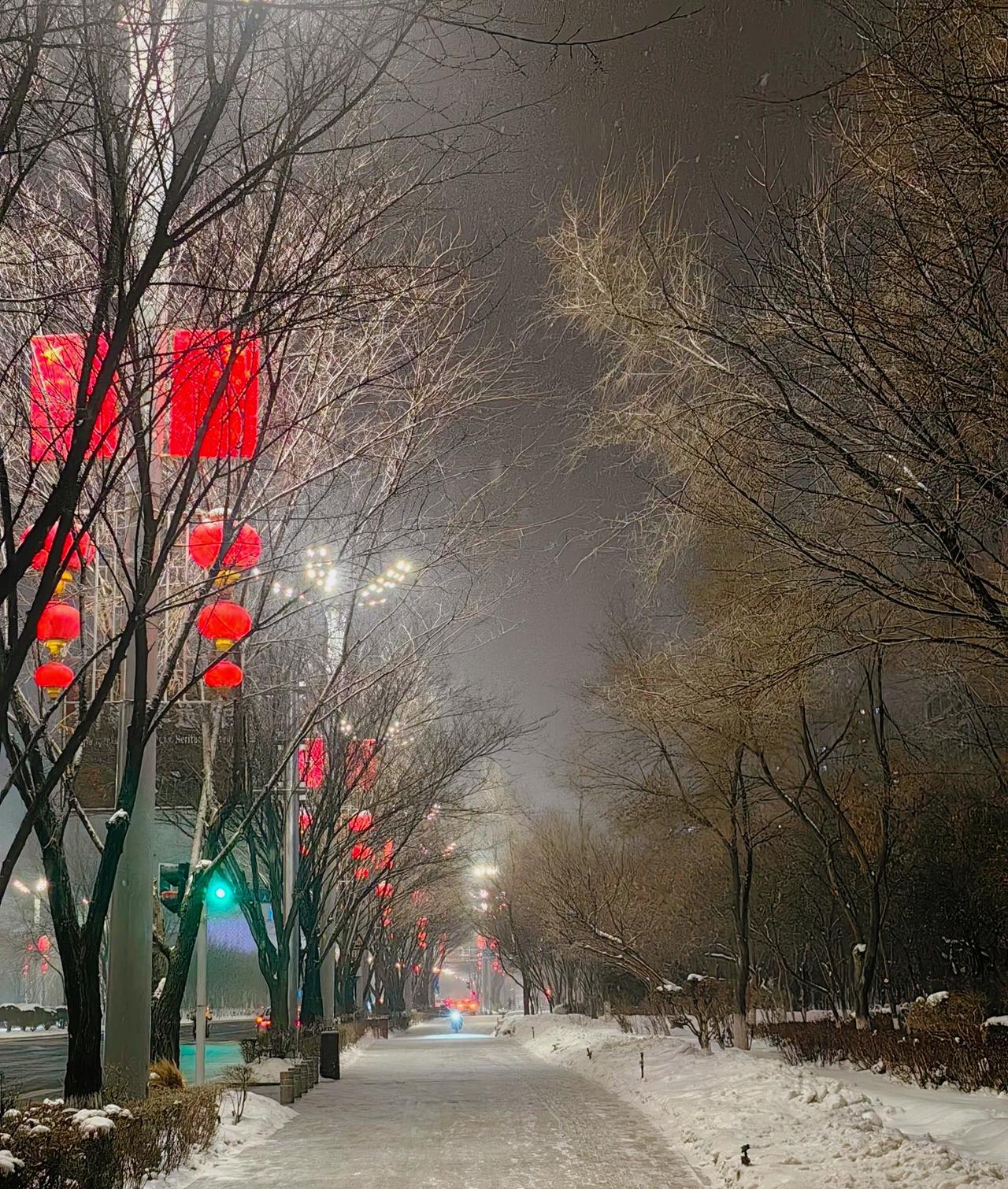 刘震云ᴴᵉᑊᑊᵒᵕ̈：）最善良的是人心，最邪恶的也是人心。懂人